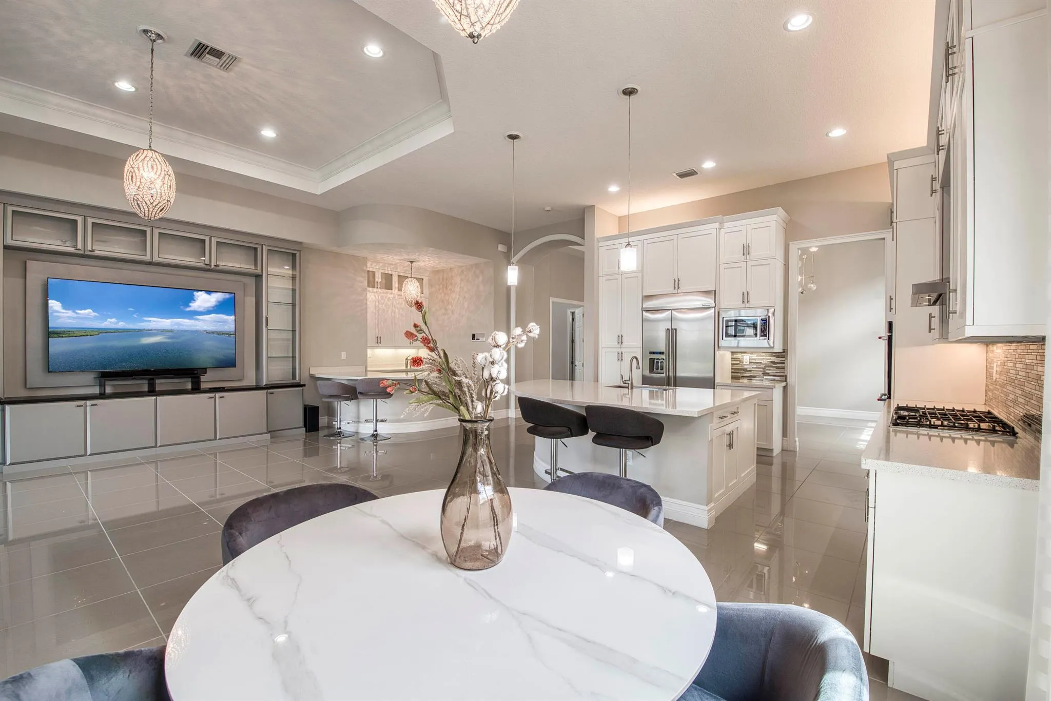9759 Vitrail Lane