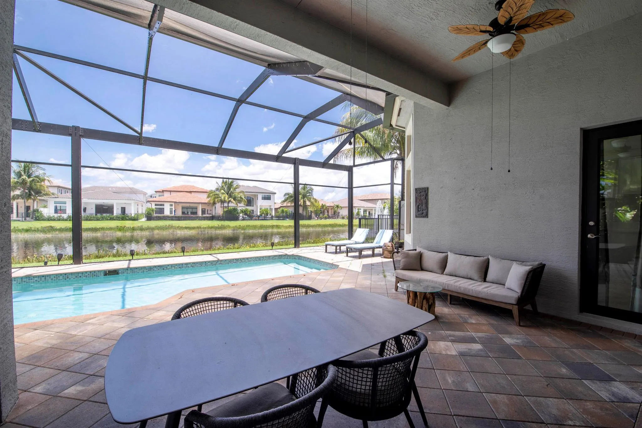 9759 Vitrail Lane