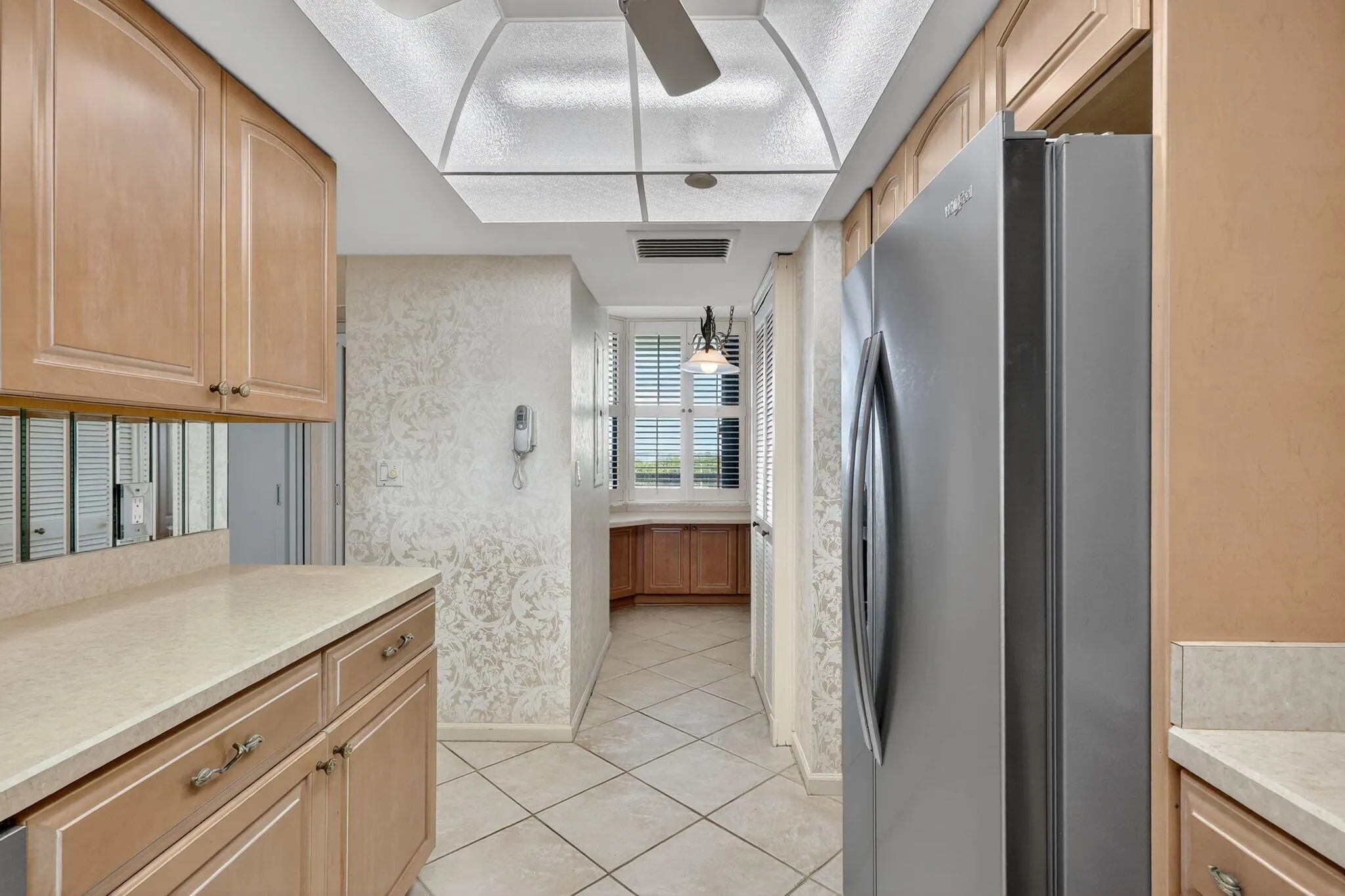 8800 S Ocean Drive, #609