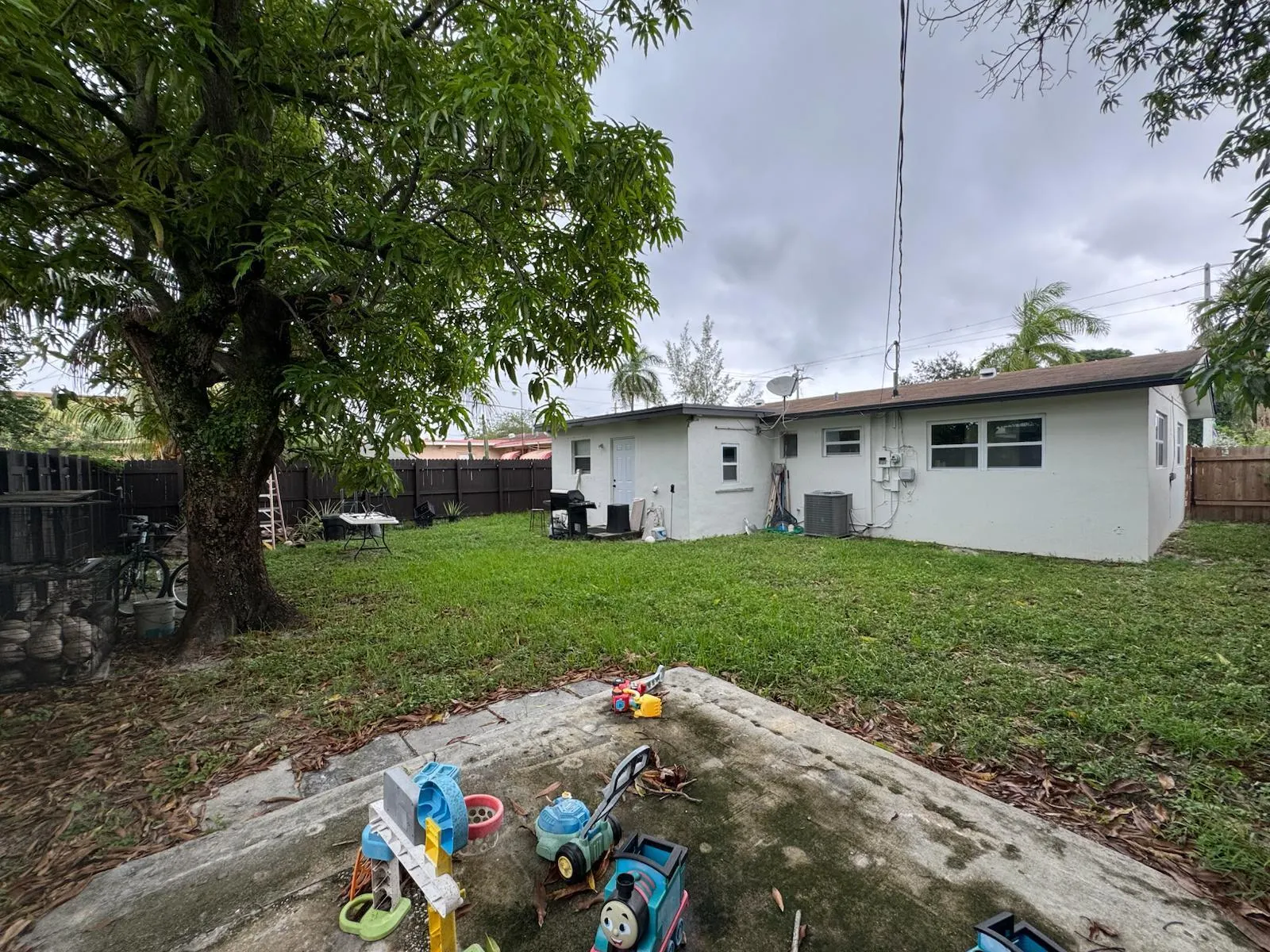 533 NW 17th Avenue