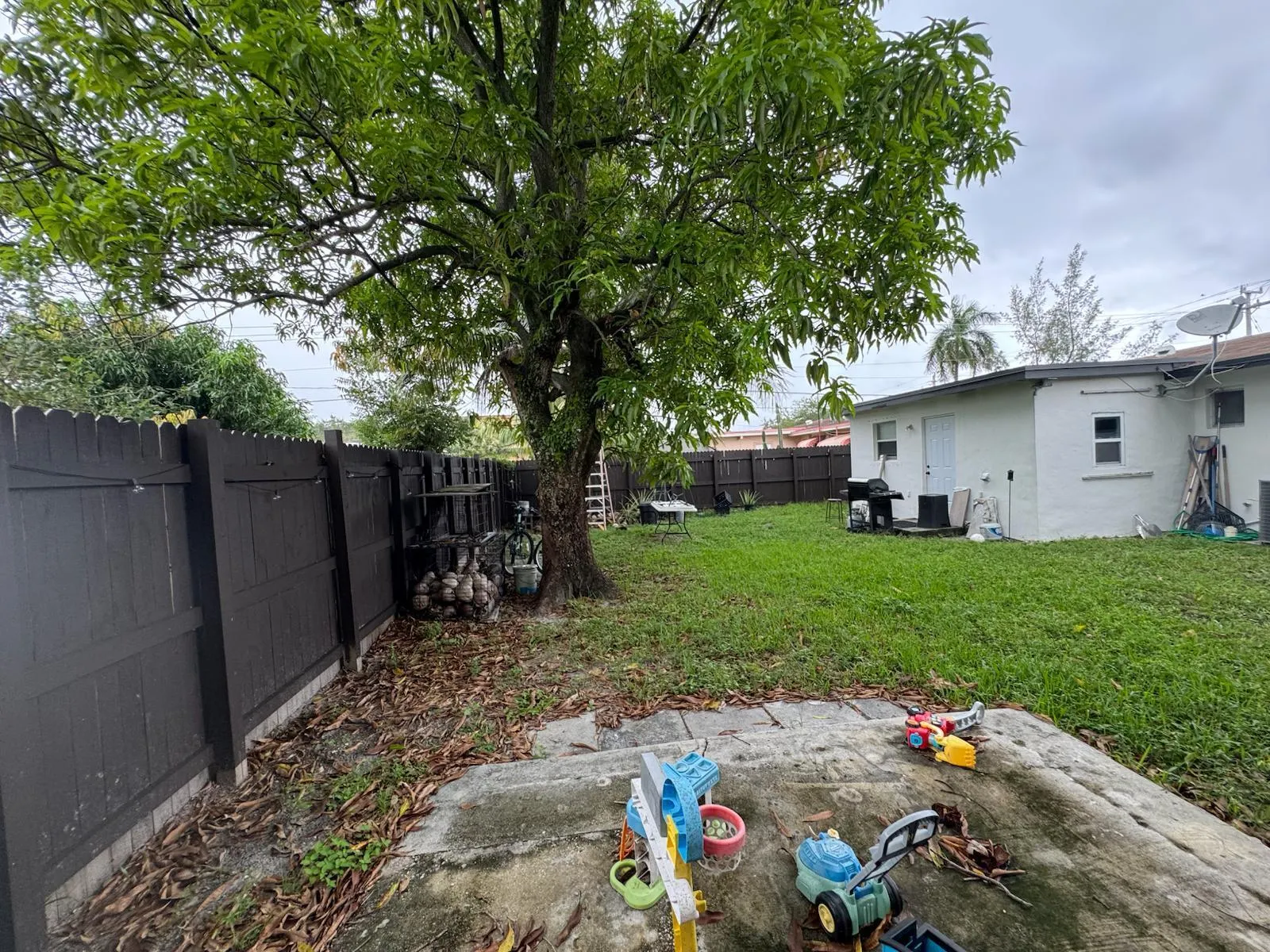 533 NW 17th Avenue