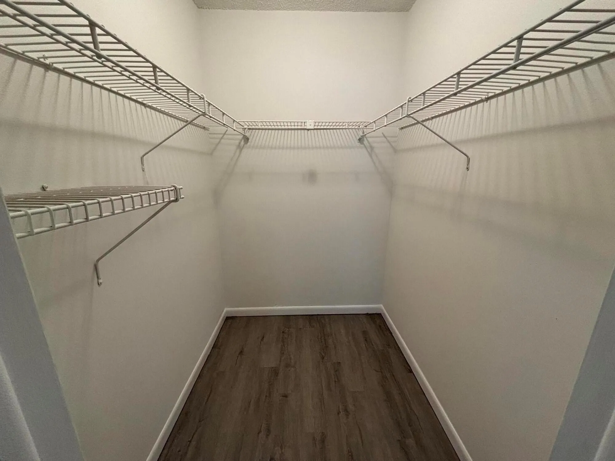 1112 Lake Terrace, #207