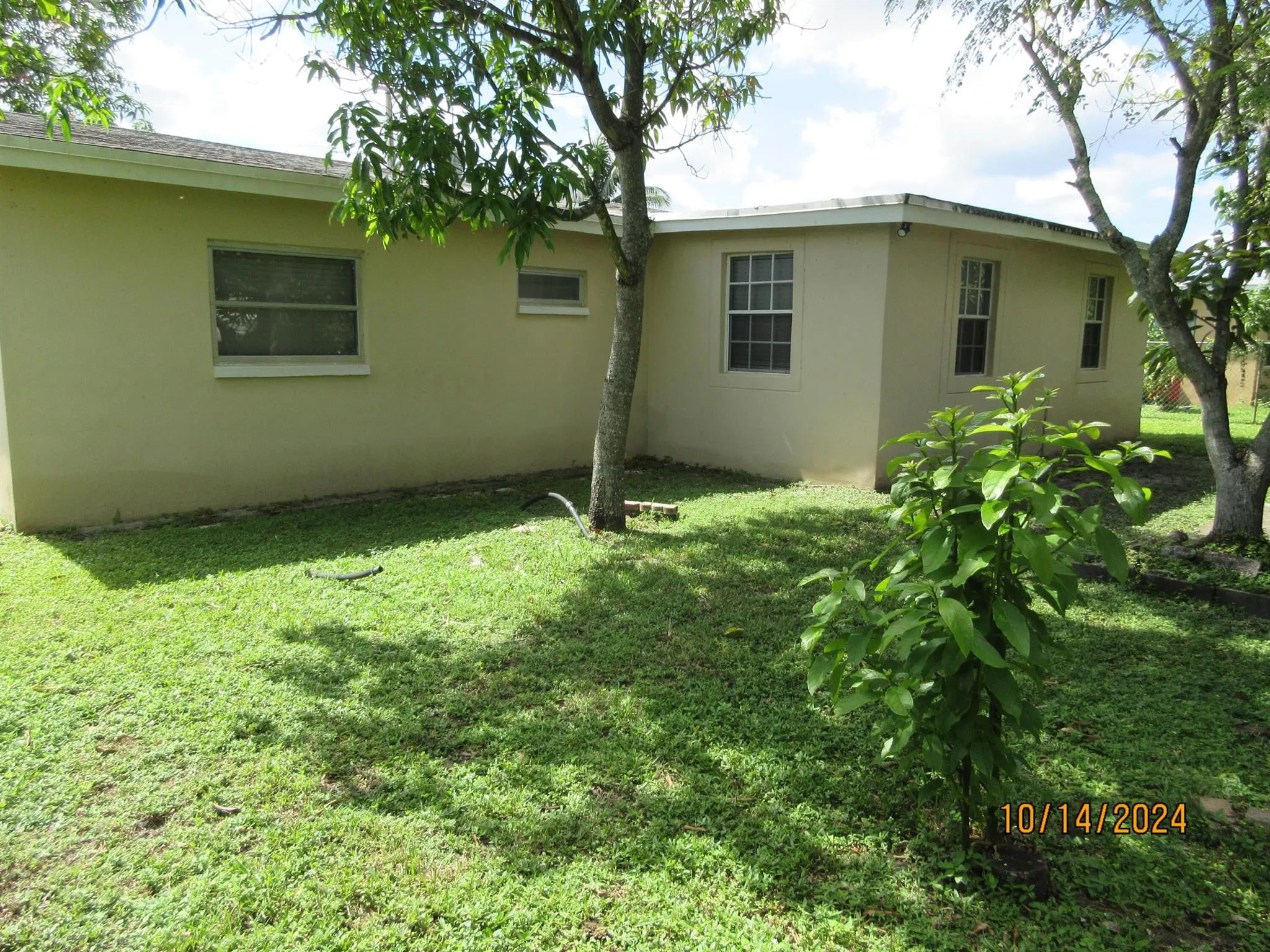 5039 NW 41st Court