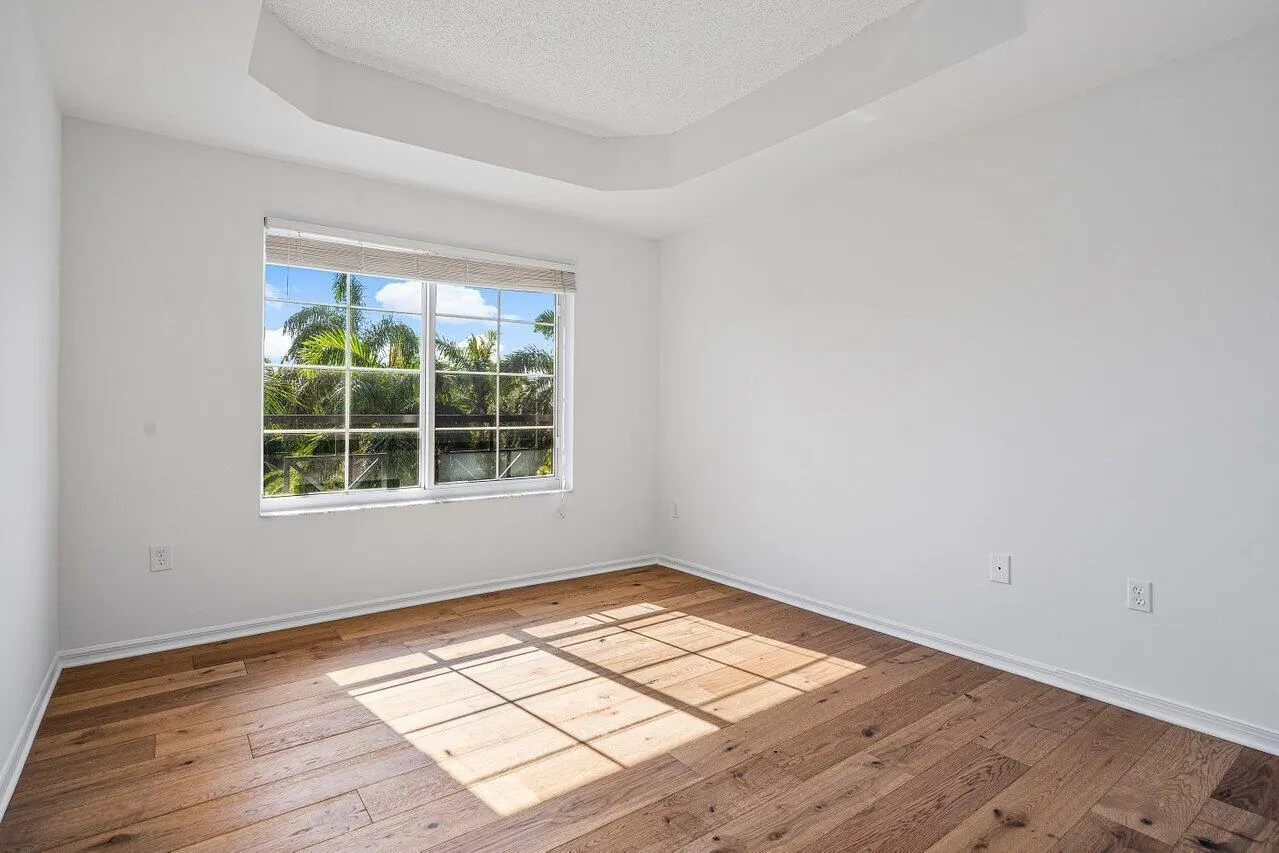 2411 Tuscany Way, #2-411