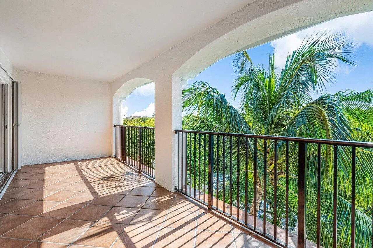 2411 Tuscany Way, #2-411