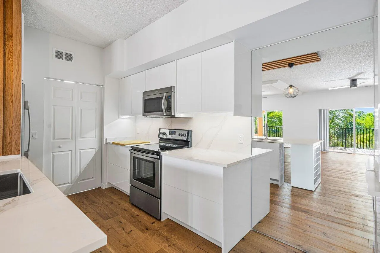 2411 Tuscany Way, #2-411
