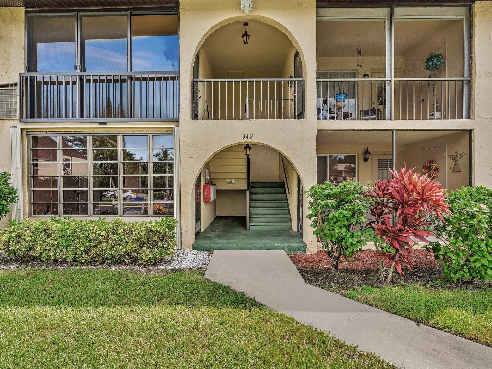 342 Pine Ridge Circle, #D-2