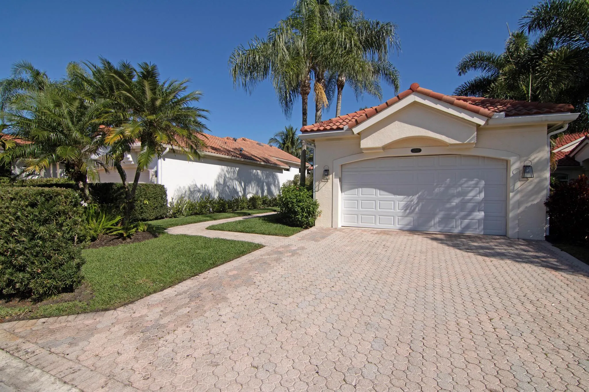 12587 Mallet Circle