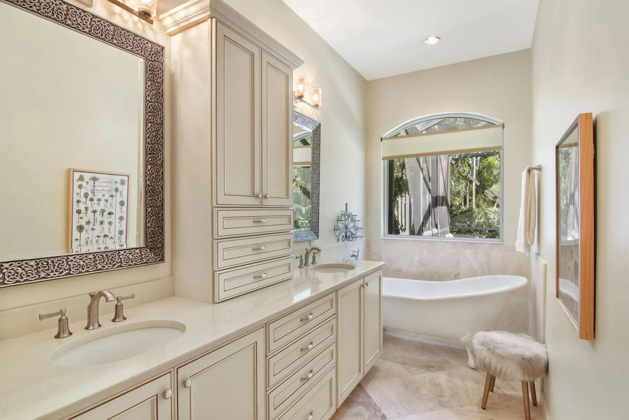 12587 Mallet Circle