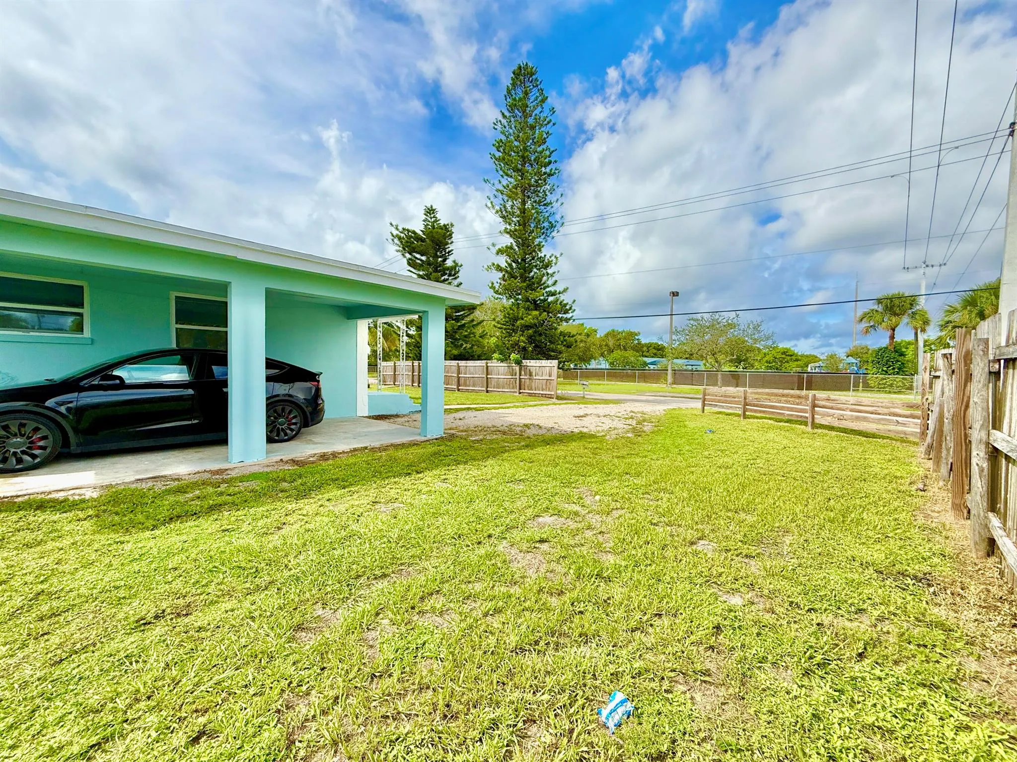 355 NW 8th Avenue