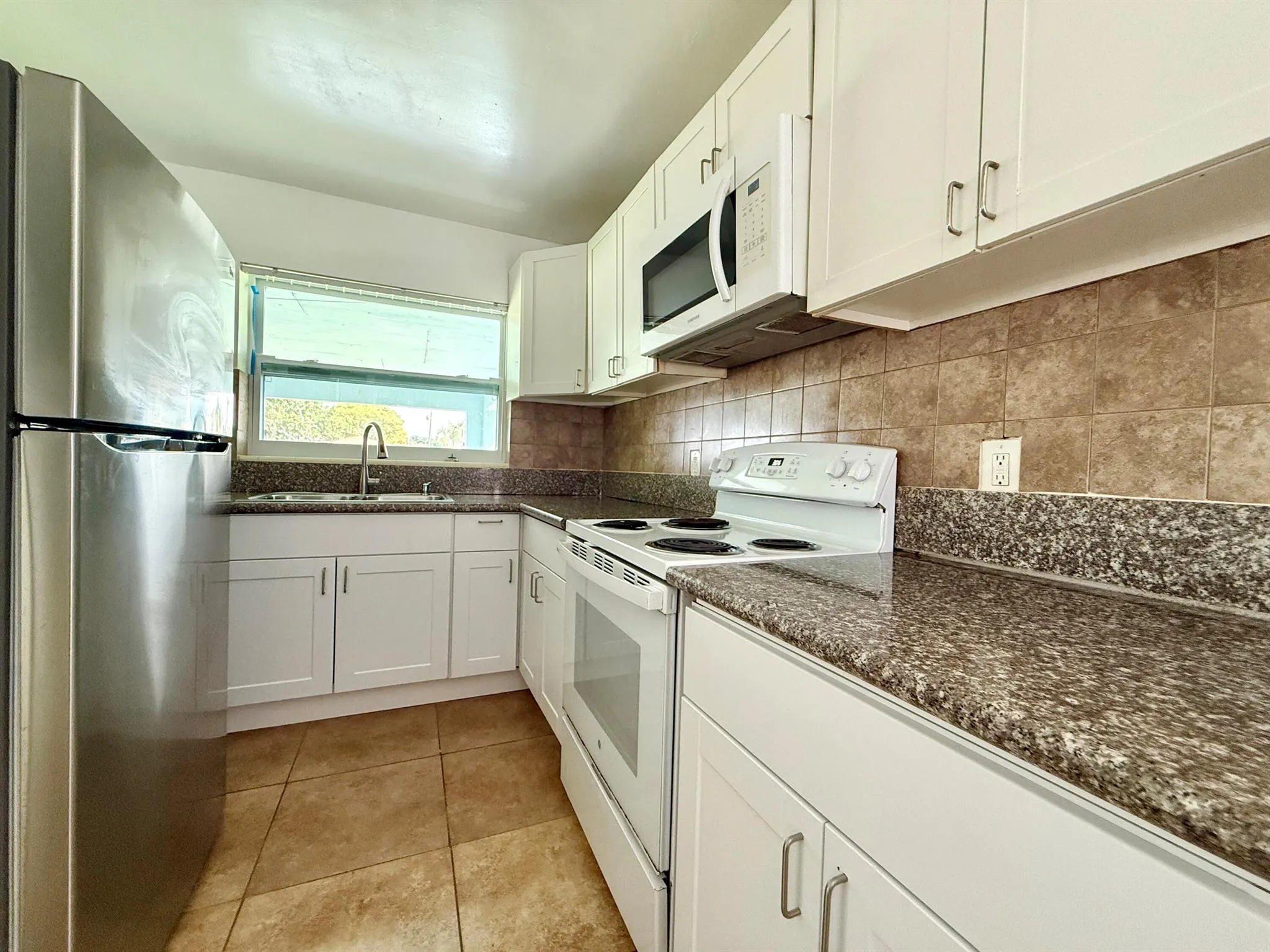 355 NW 8th Avenue