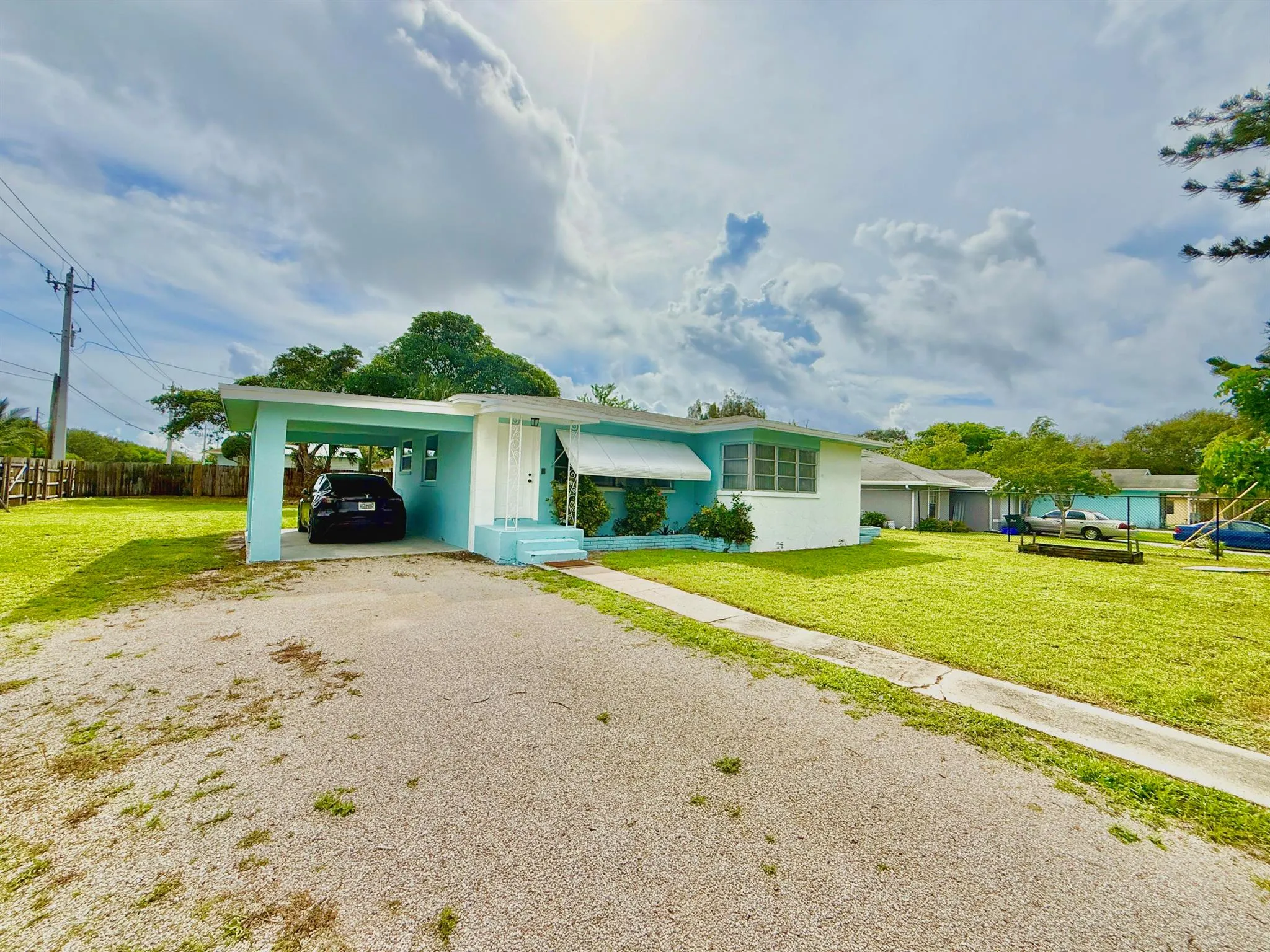 355 NW 8th Avenue