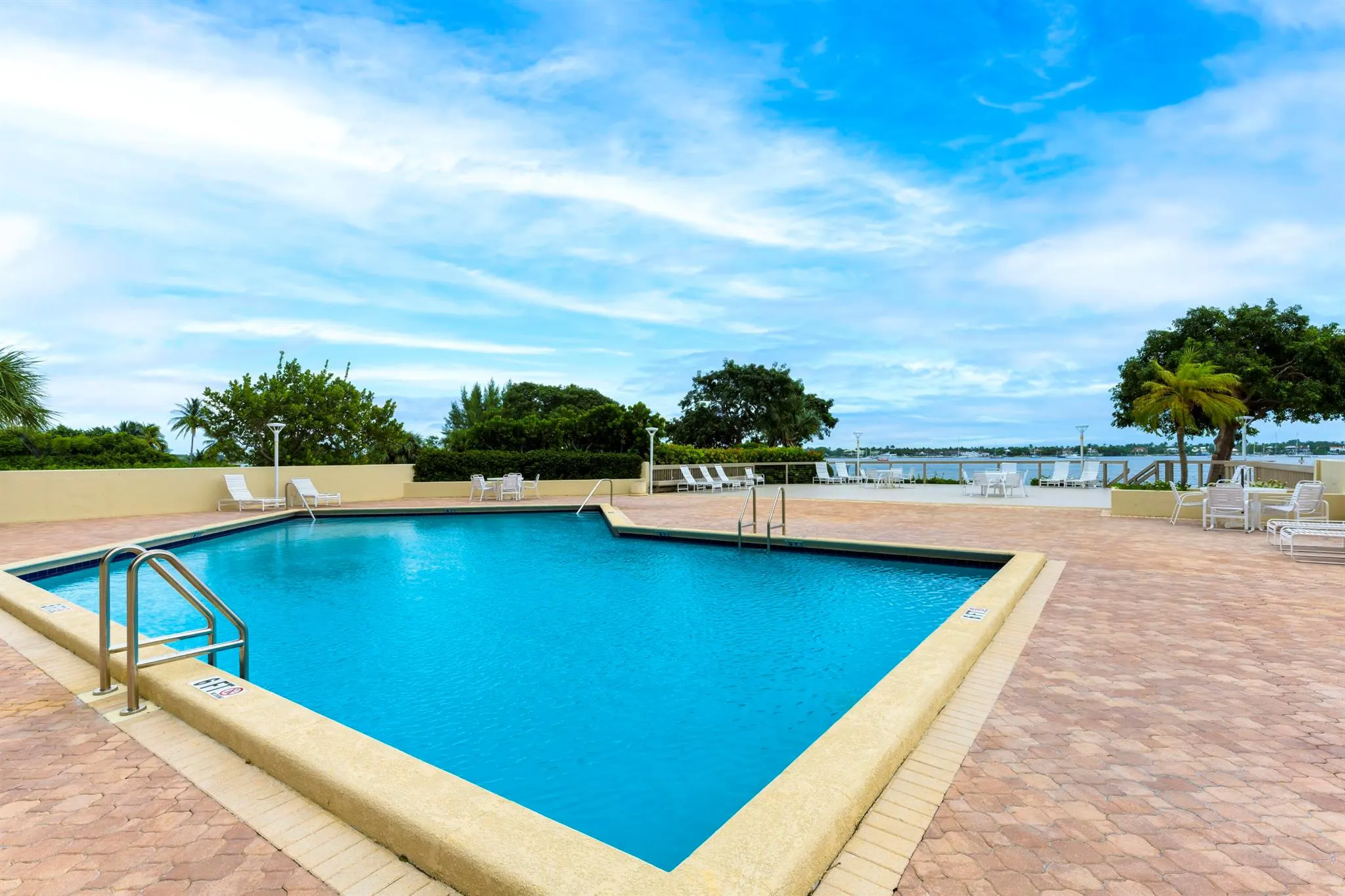 5600 N Flagler Drive, #1906