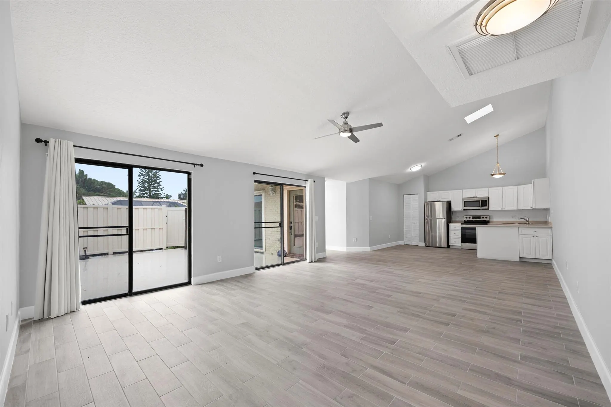 5518 Golden Eagle Circle
