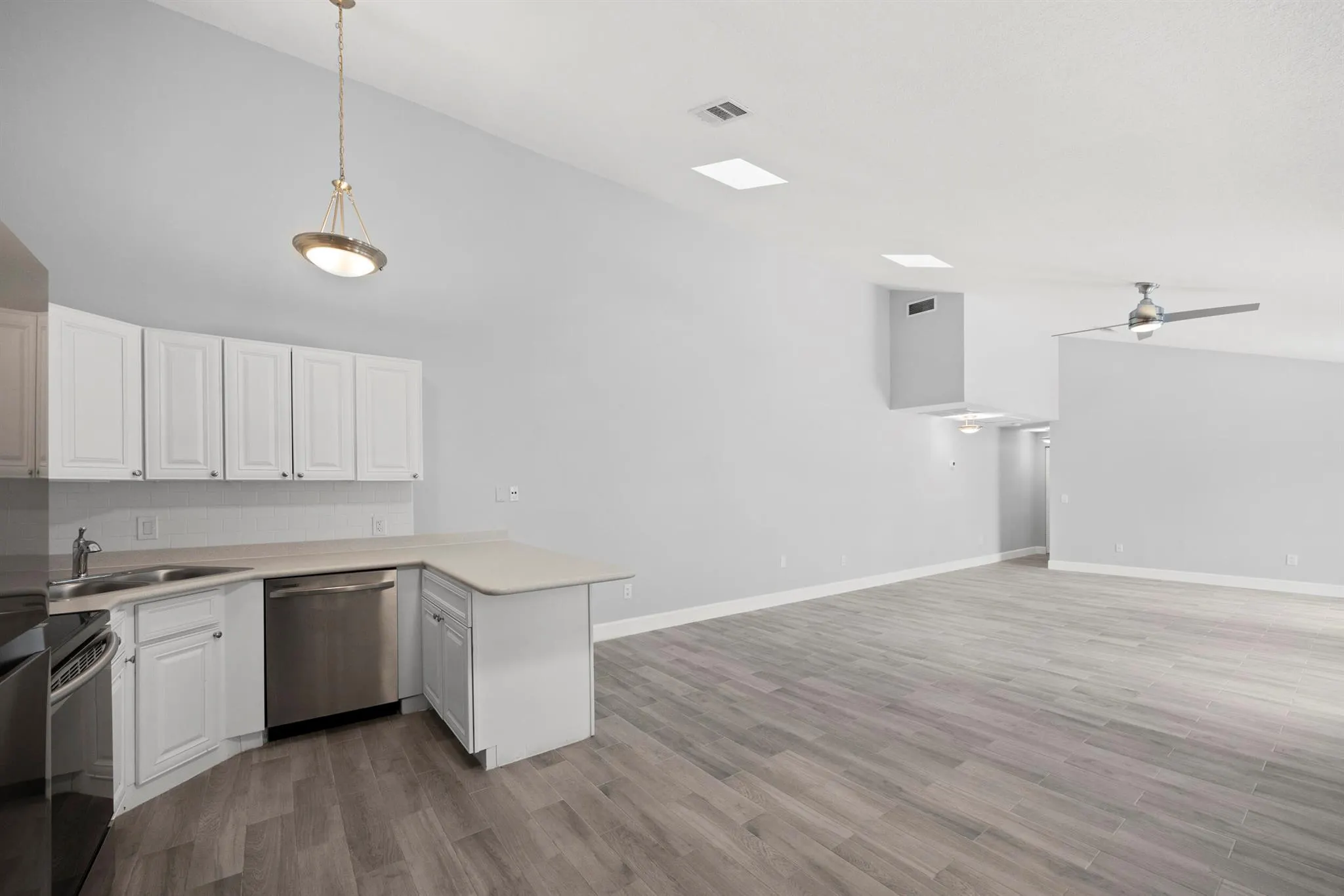 5518 Golden Eagle Circle