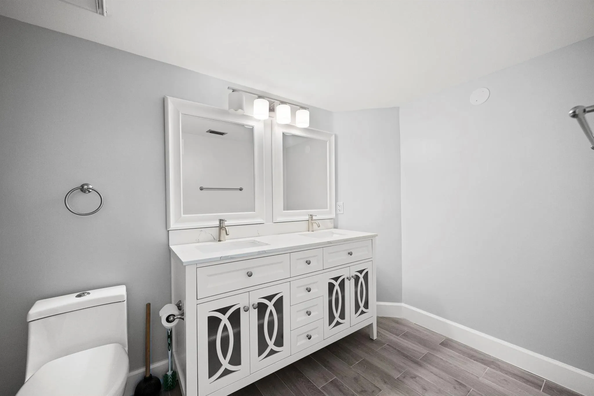 5518 Golden Eagle Circle