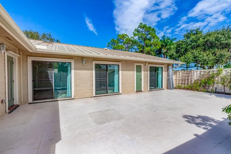 5518 Golden Eagle Circle