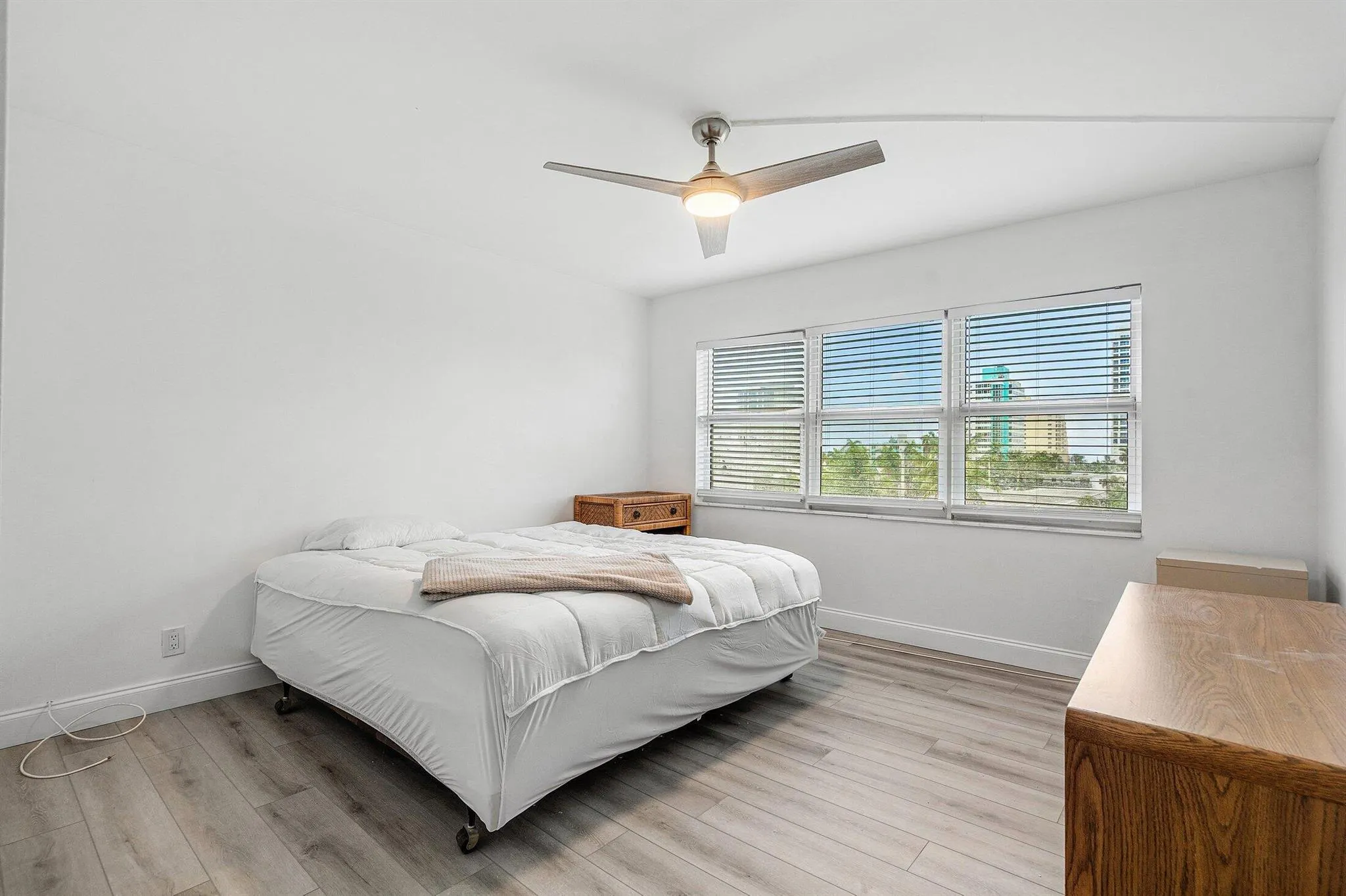 550 Bayshore Drive, #506