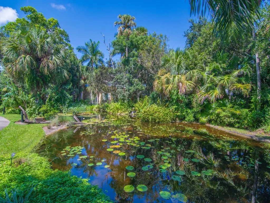 16 Vista Gardens Trail, #105