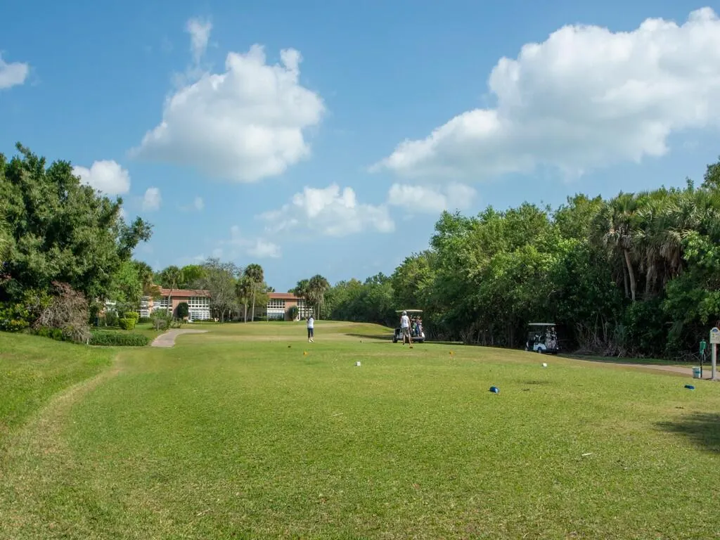16 Vista Gardens Trail, #105