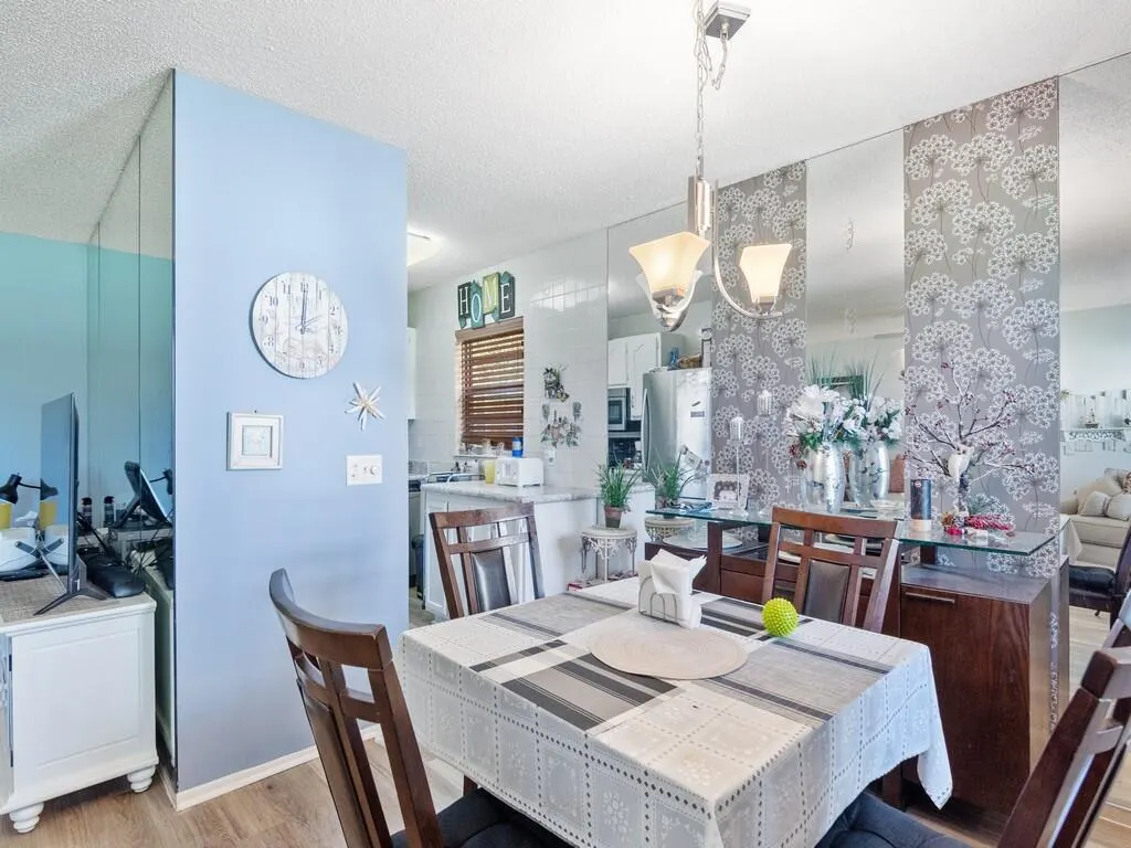16 Vista Gardens Trail, #105