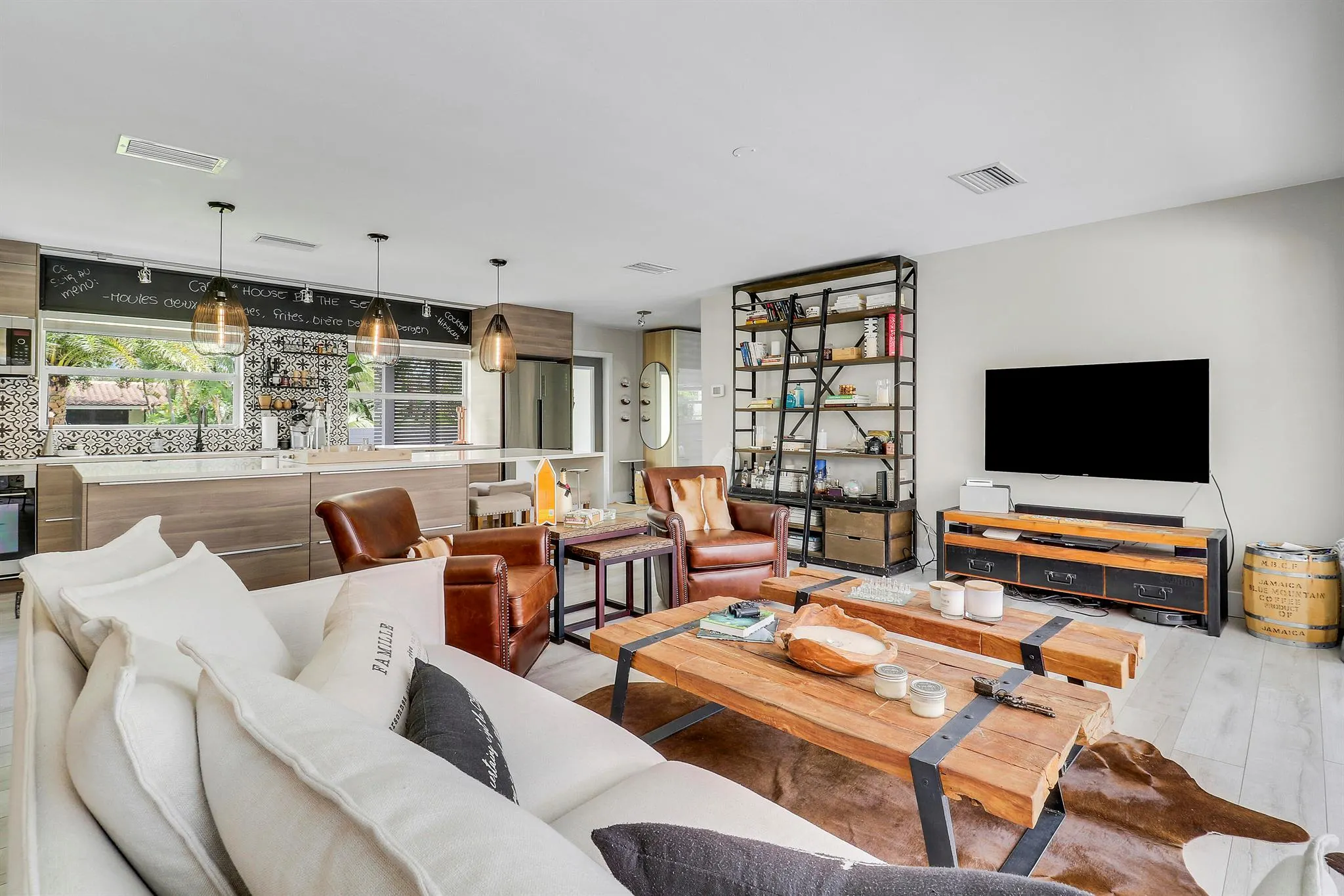 1221 Morse Boulevard