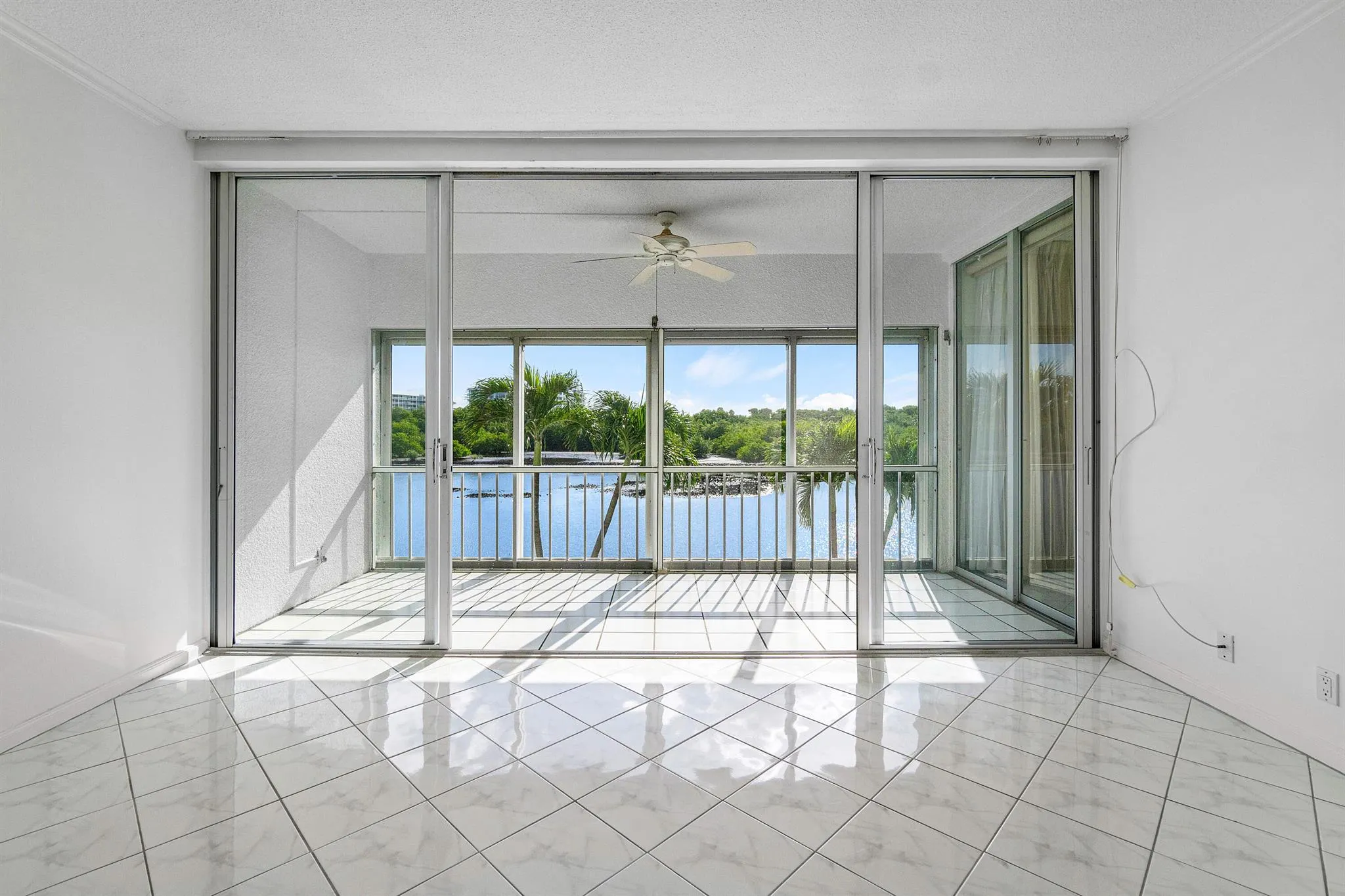 2165 Ibis Isle Road, #6