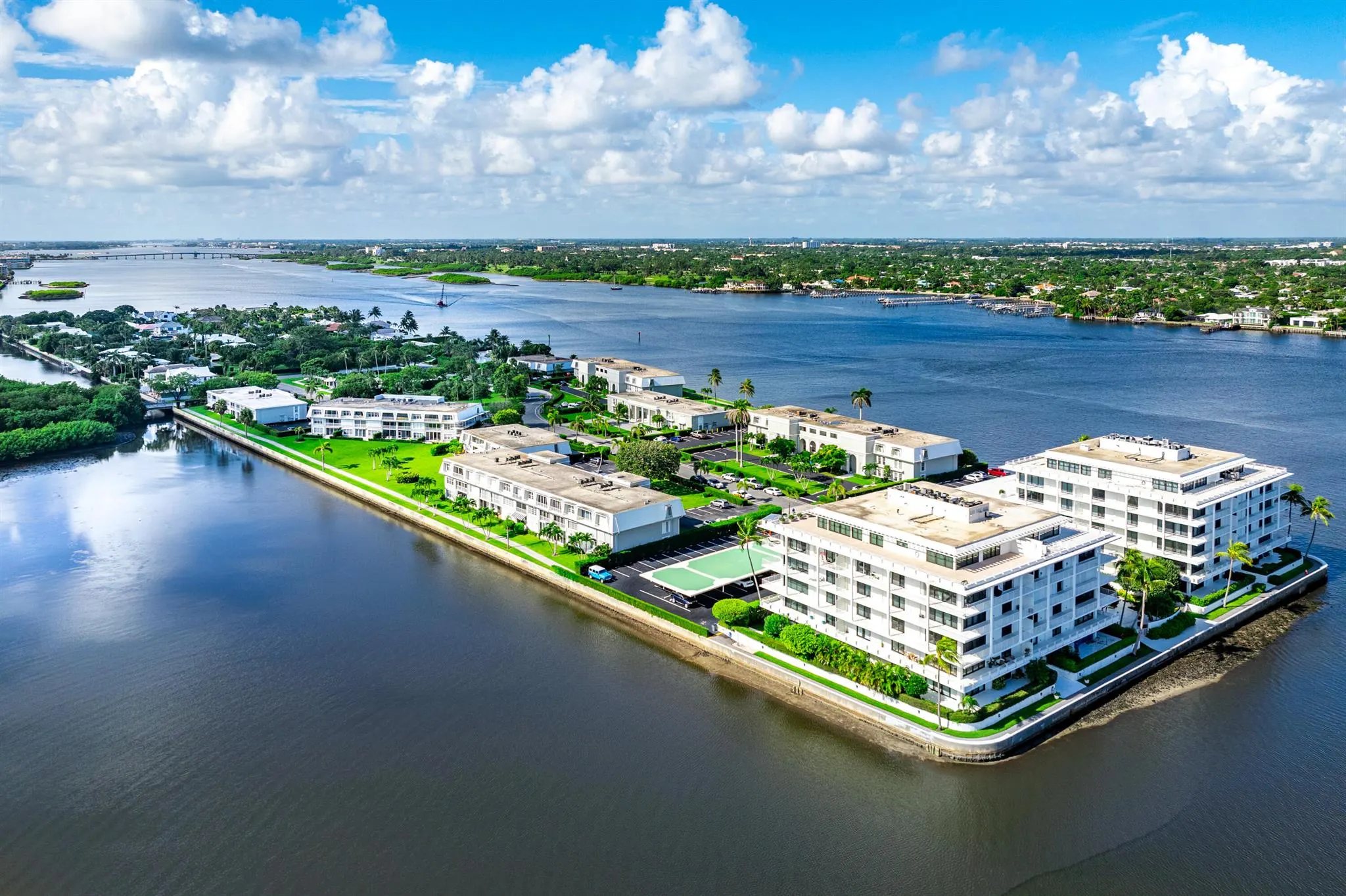 2165 Ibis Isle Road, #6