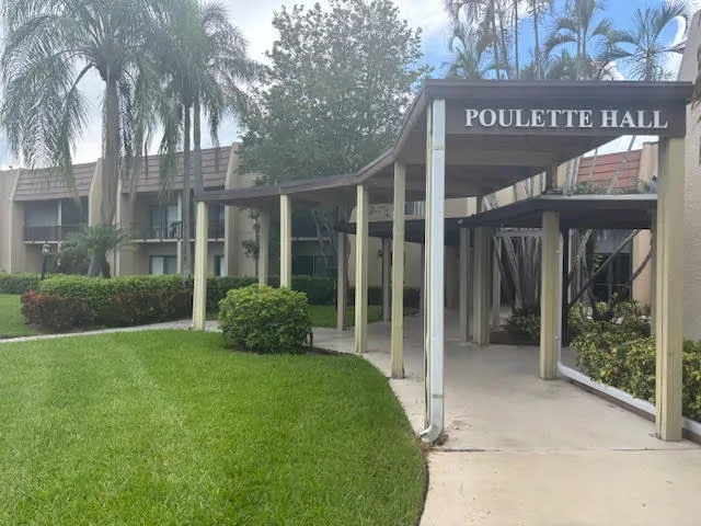 4657 Fountains Drive S, #104