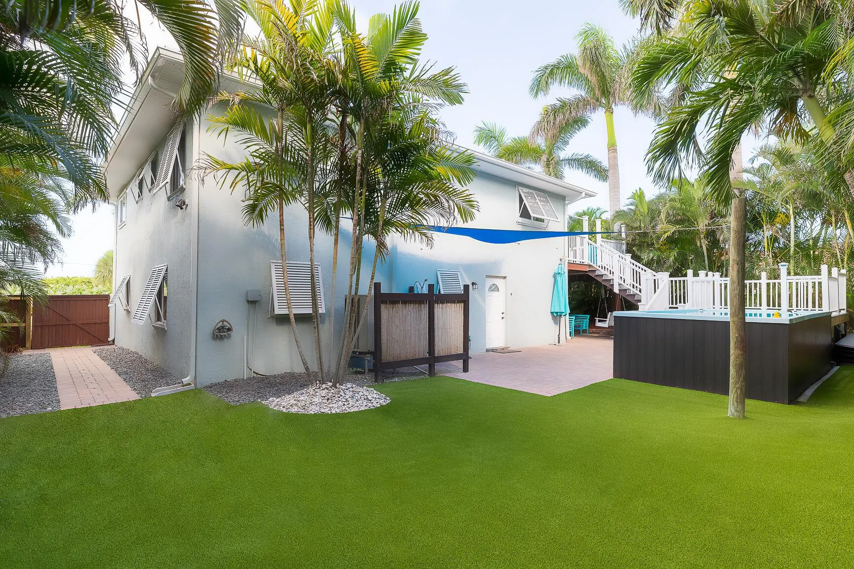 1809 Surfside Drive