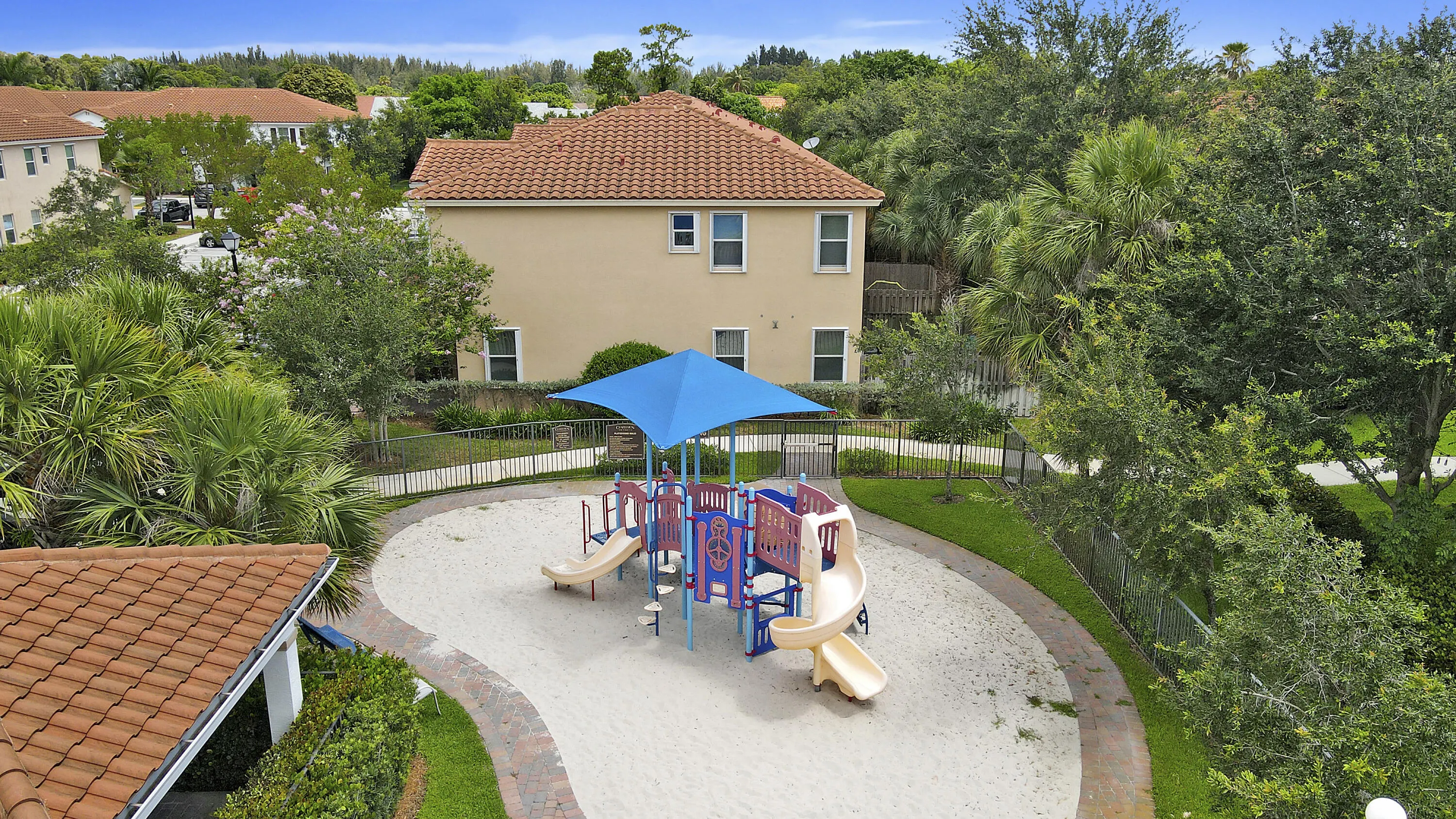 4321 Maybelle Lane