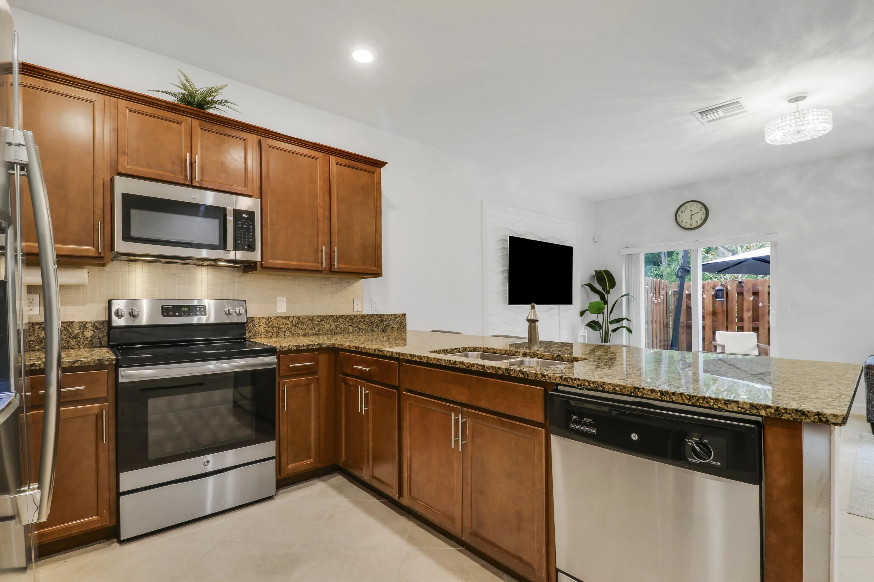 4321 Maybelle Lane