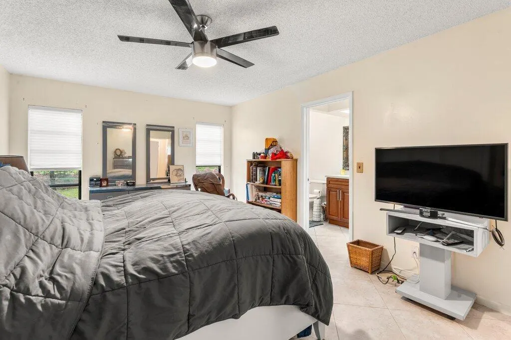 10633 Greenbriar Court