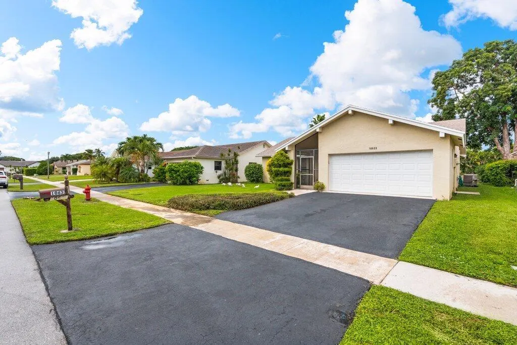 10633 Greenbriar Court
