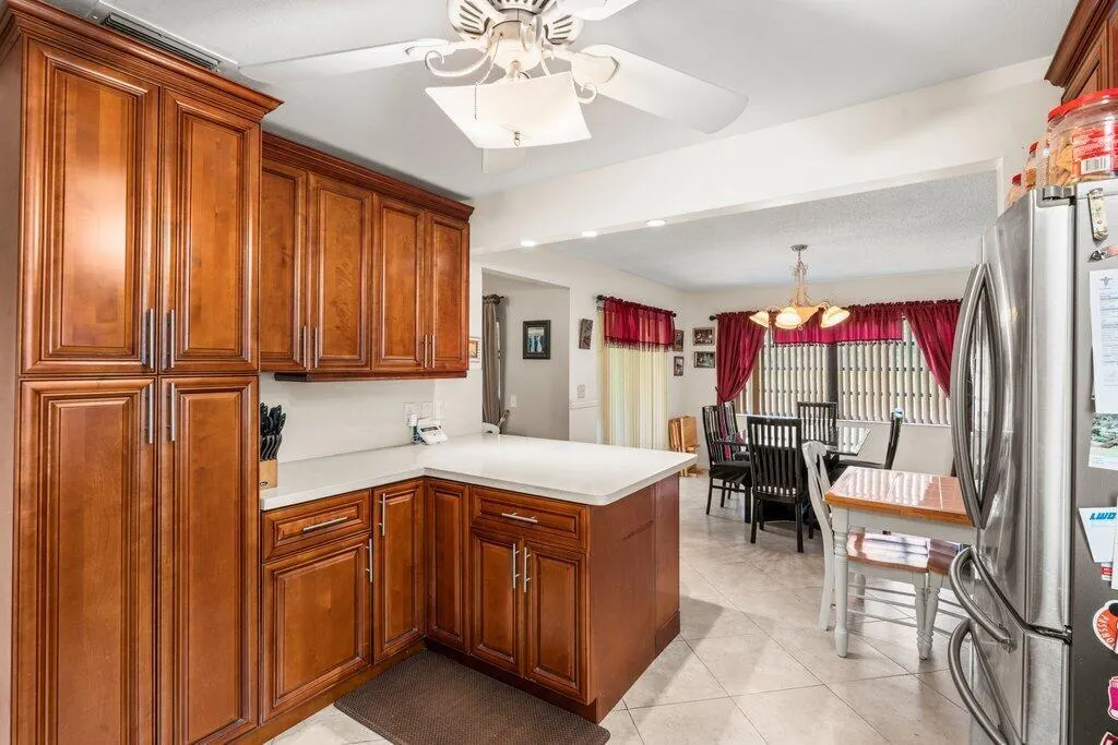 10633 Greenbriar Court