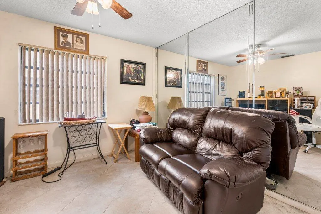 10633 Greenbriar Court