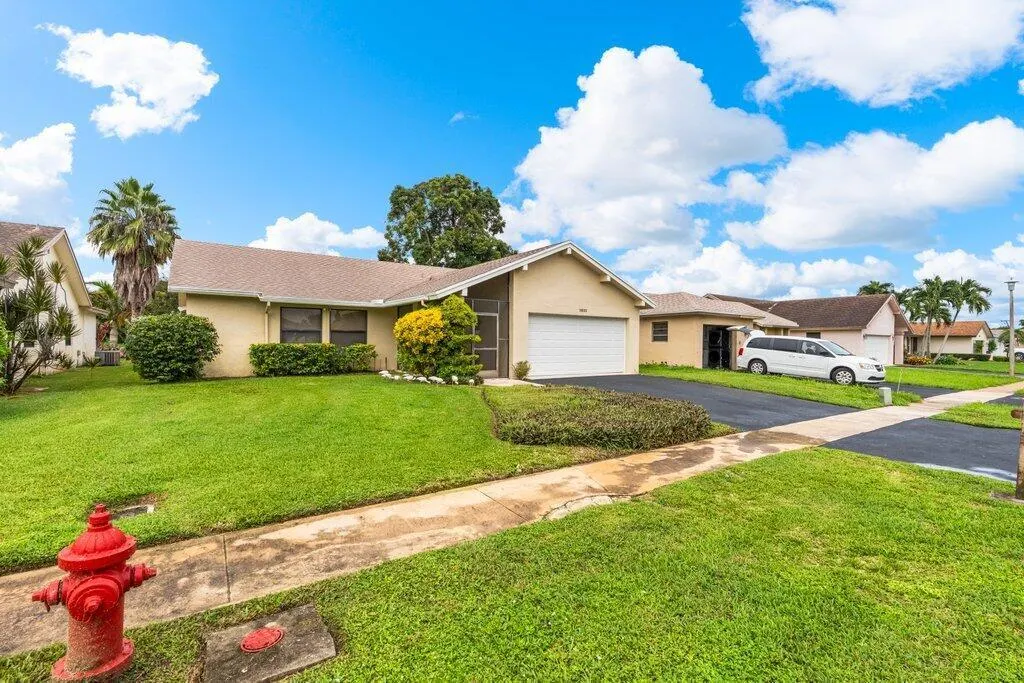 10633 Greenbriar Court