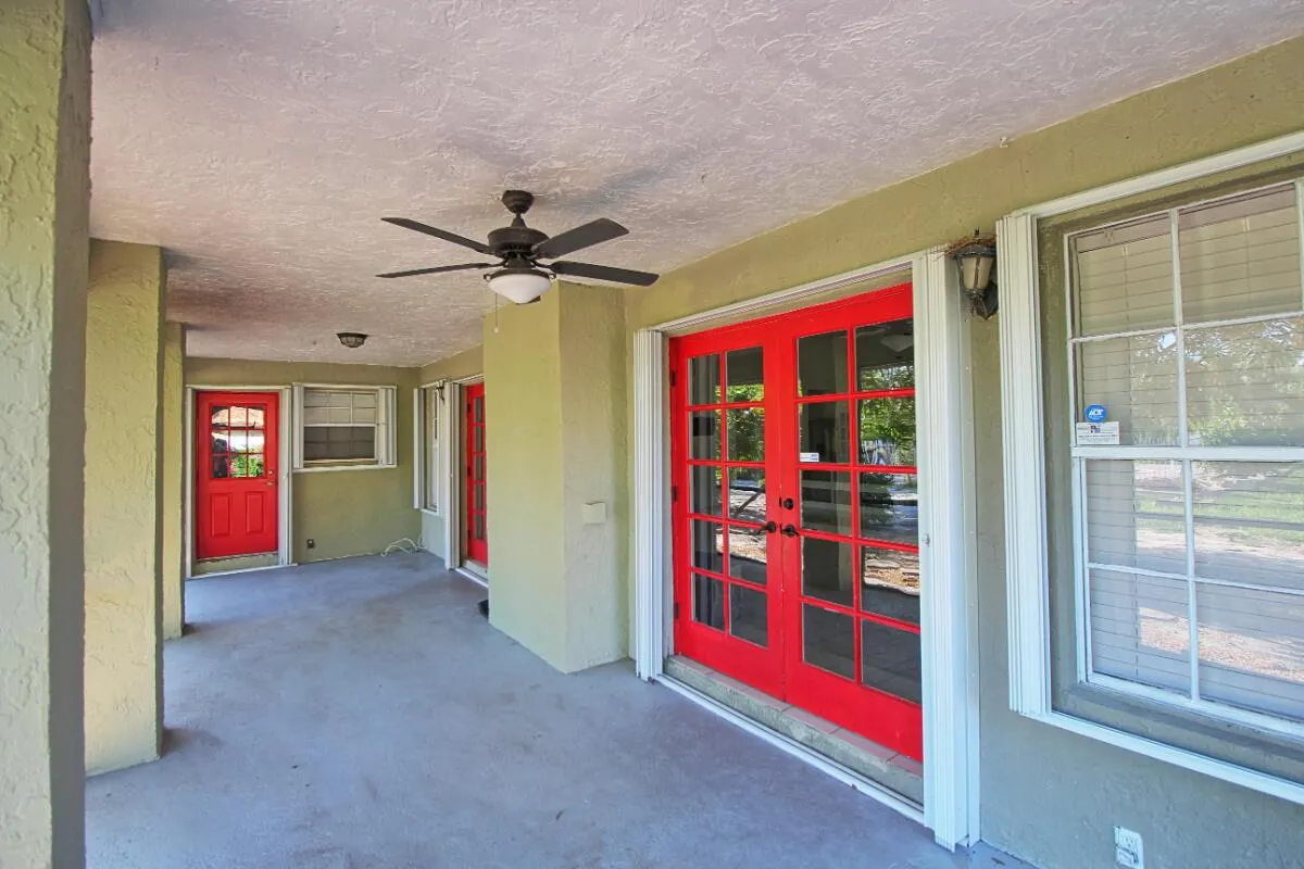 10690 Barn Road
