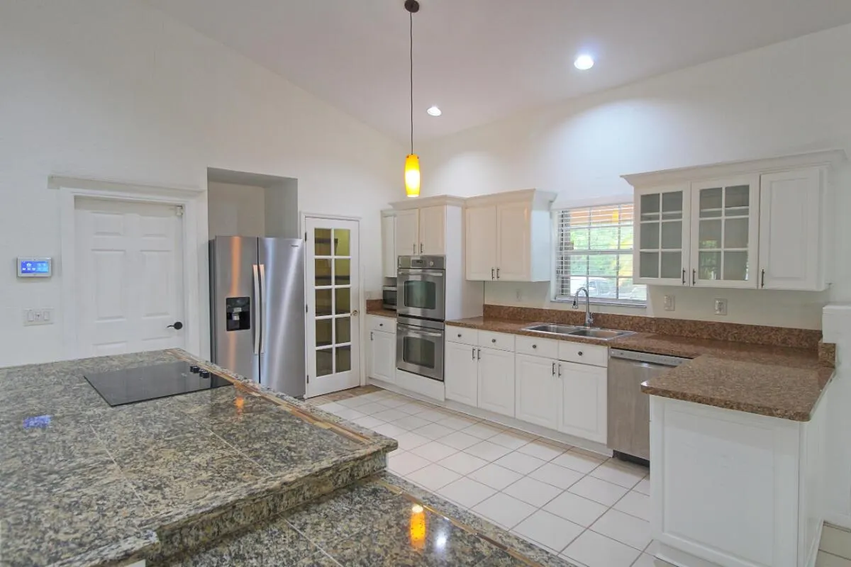 10690 Barn Road
