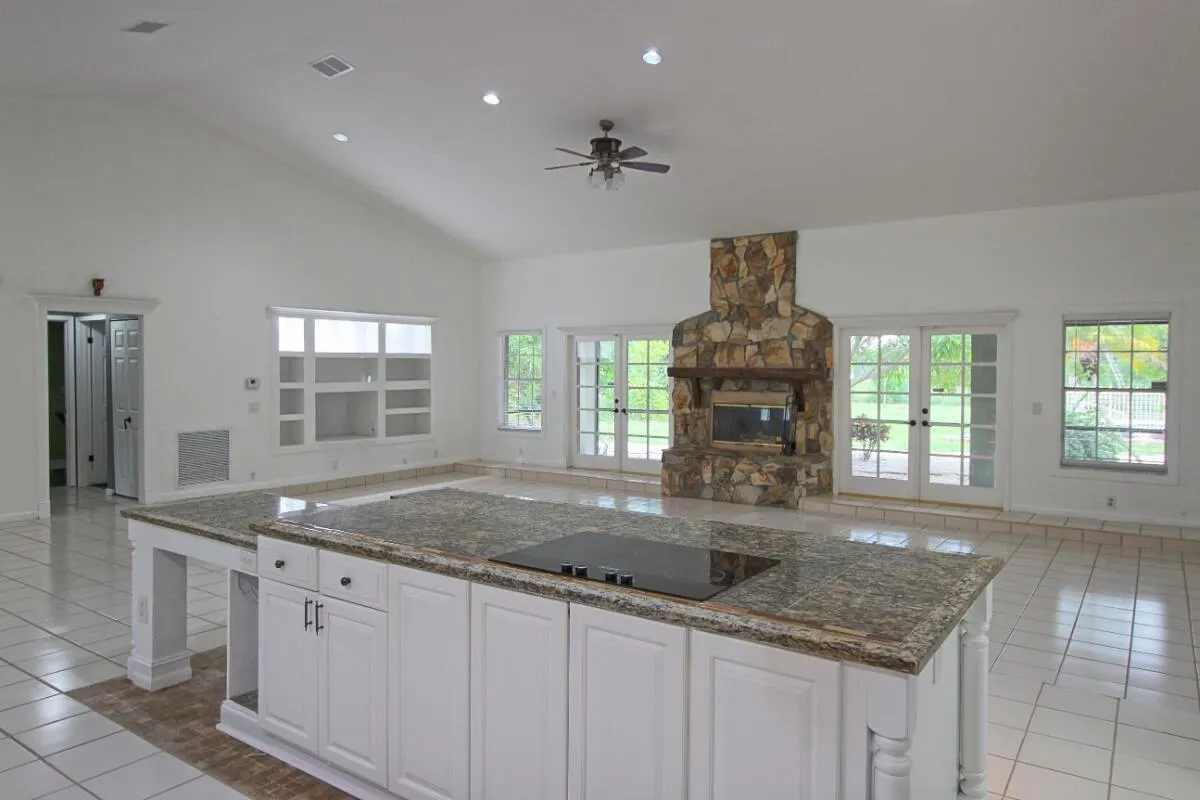 10690 Barn Road