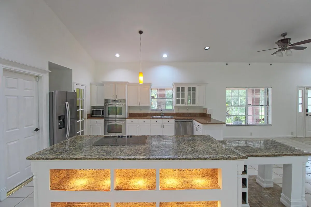10690 Barn Road