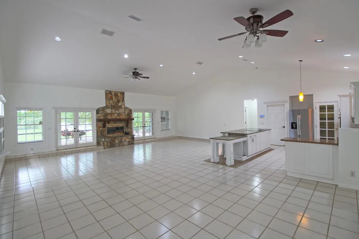 10690 Barn Road