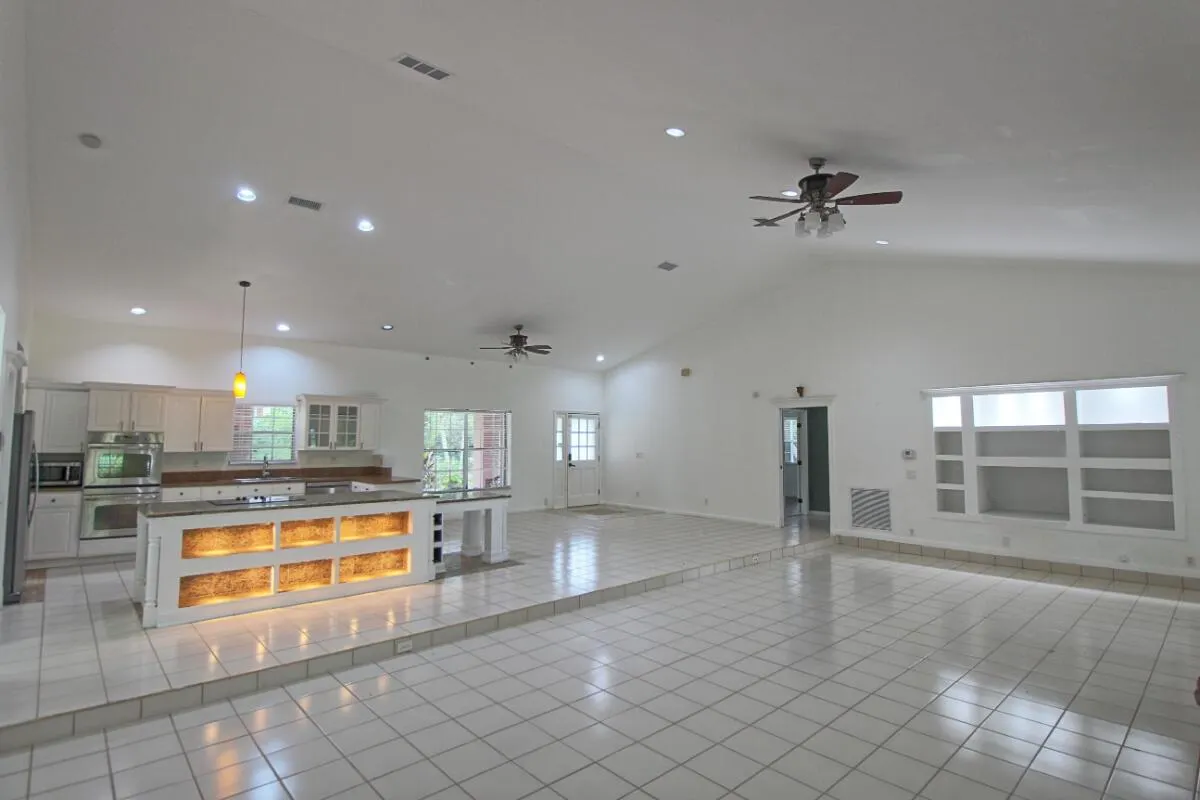 10690 Barn Road