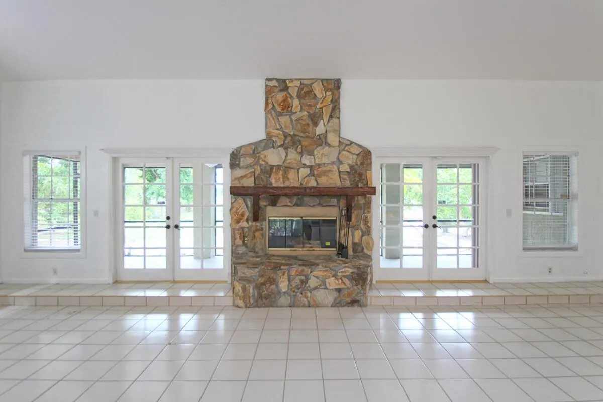 10690 Barn Road