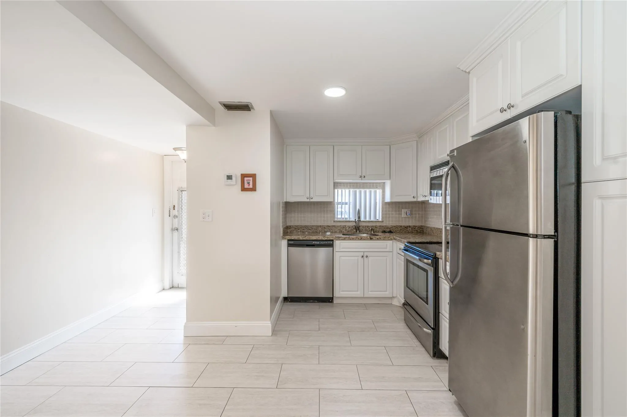 9523 S Hollybrook Lake Drive, #107