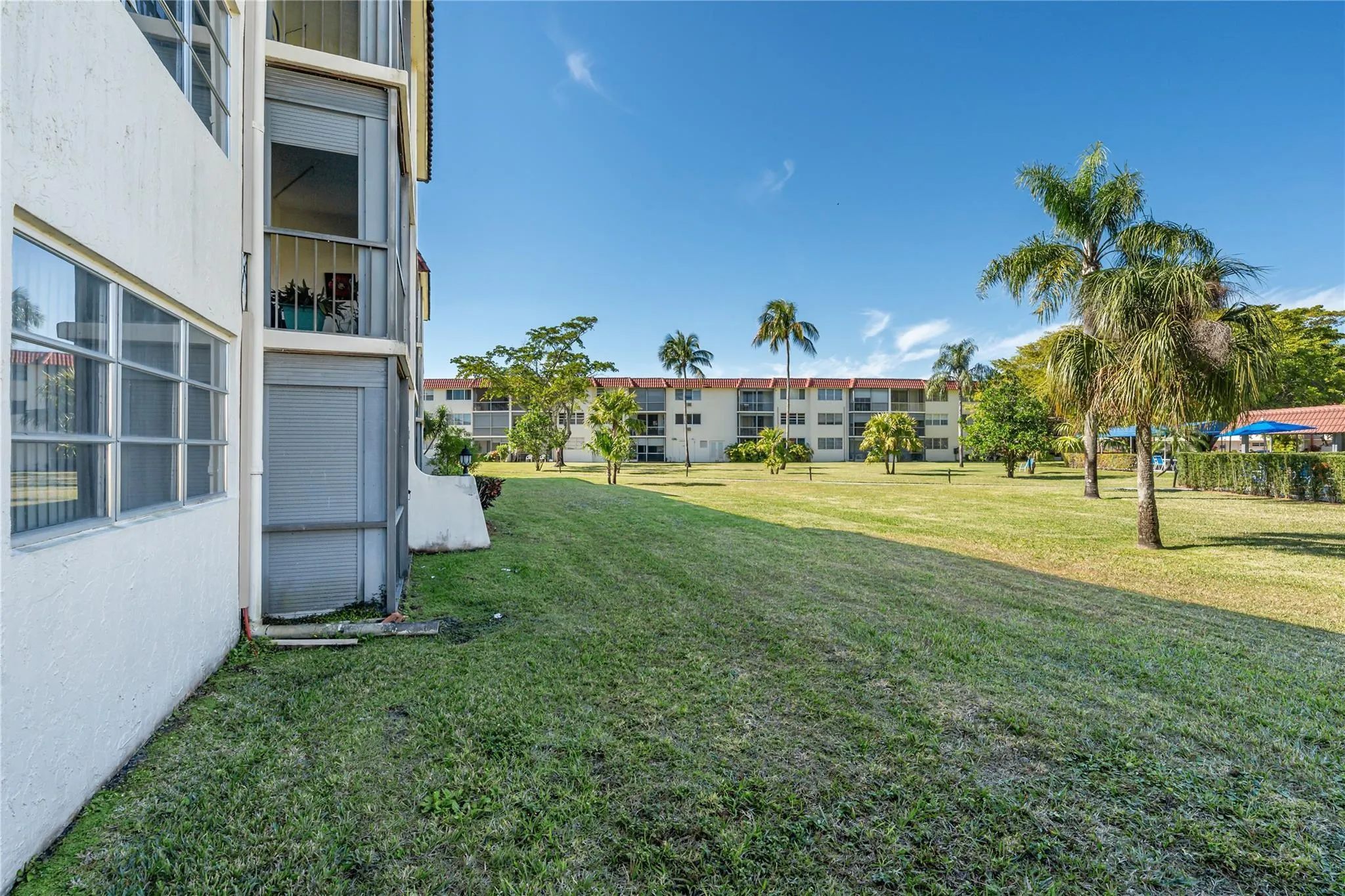 9523 S Hollybrook Lake Drive, #107