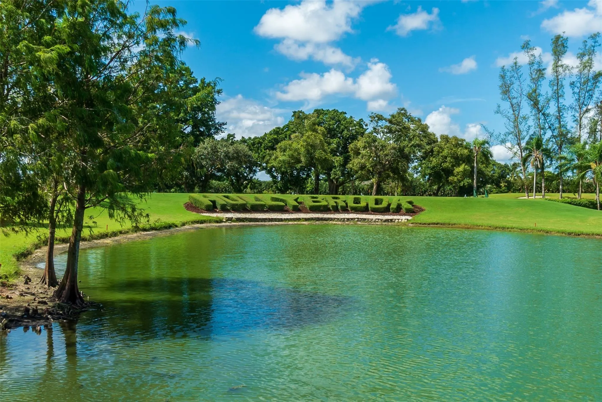 9523 S Hollybrook Lake Drive, #107