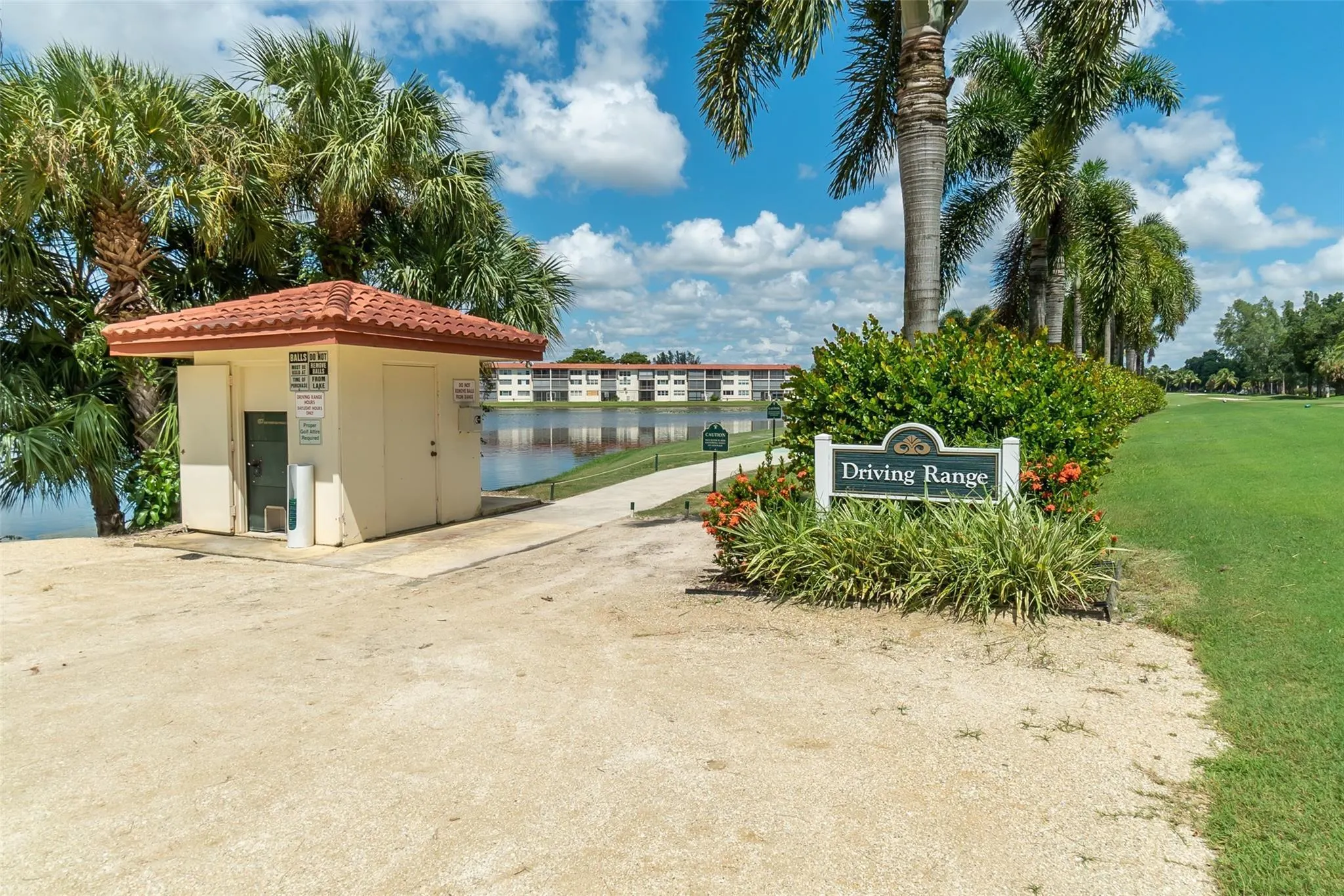 9523 S Hollybrook Lake Drive, #107