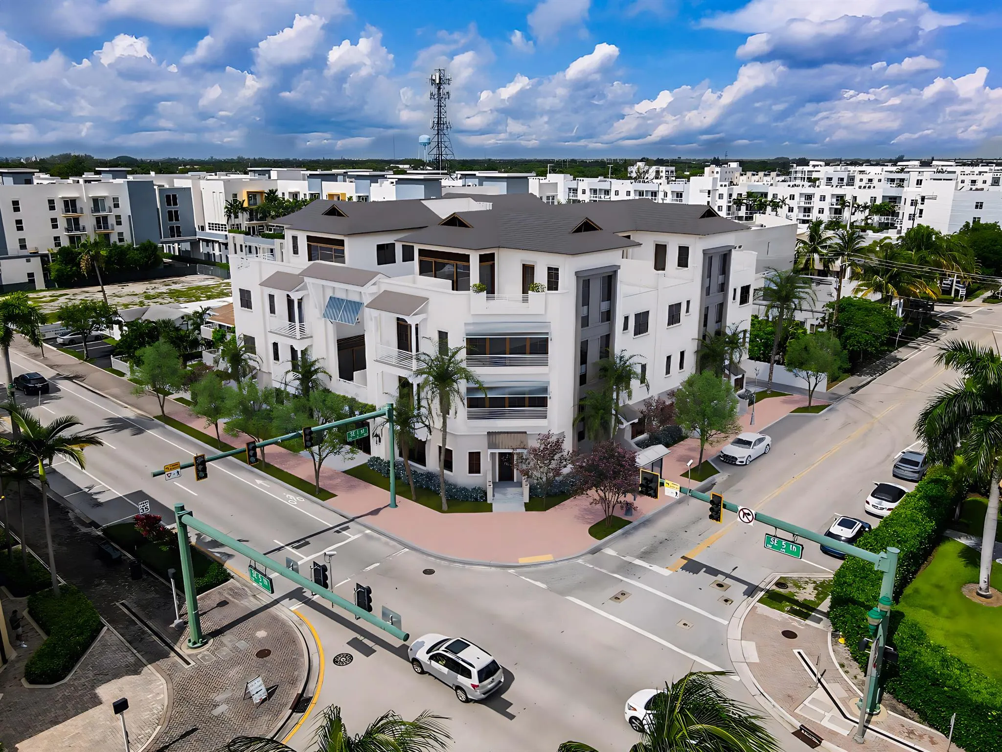 102 SE 5th Avenue, #6