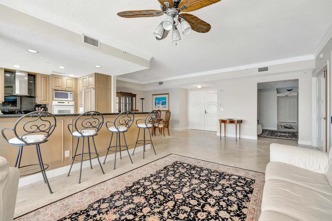 700 Ocean Royale Way, #Ph 3